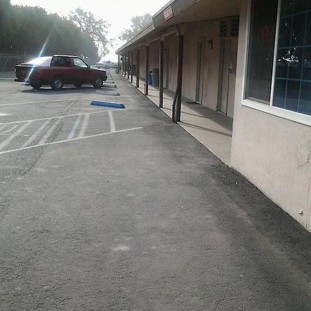 Budget Inn Tulare Luaran gambar